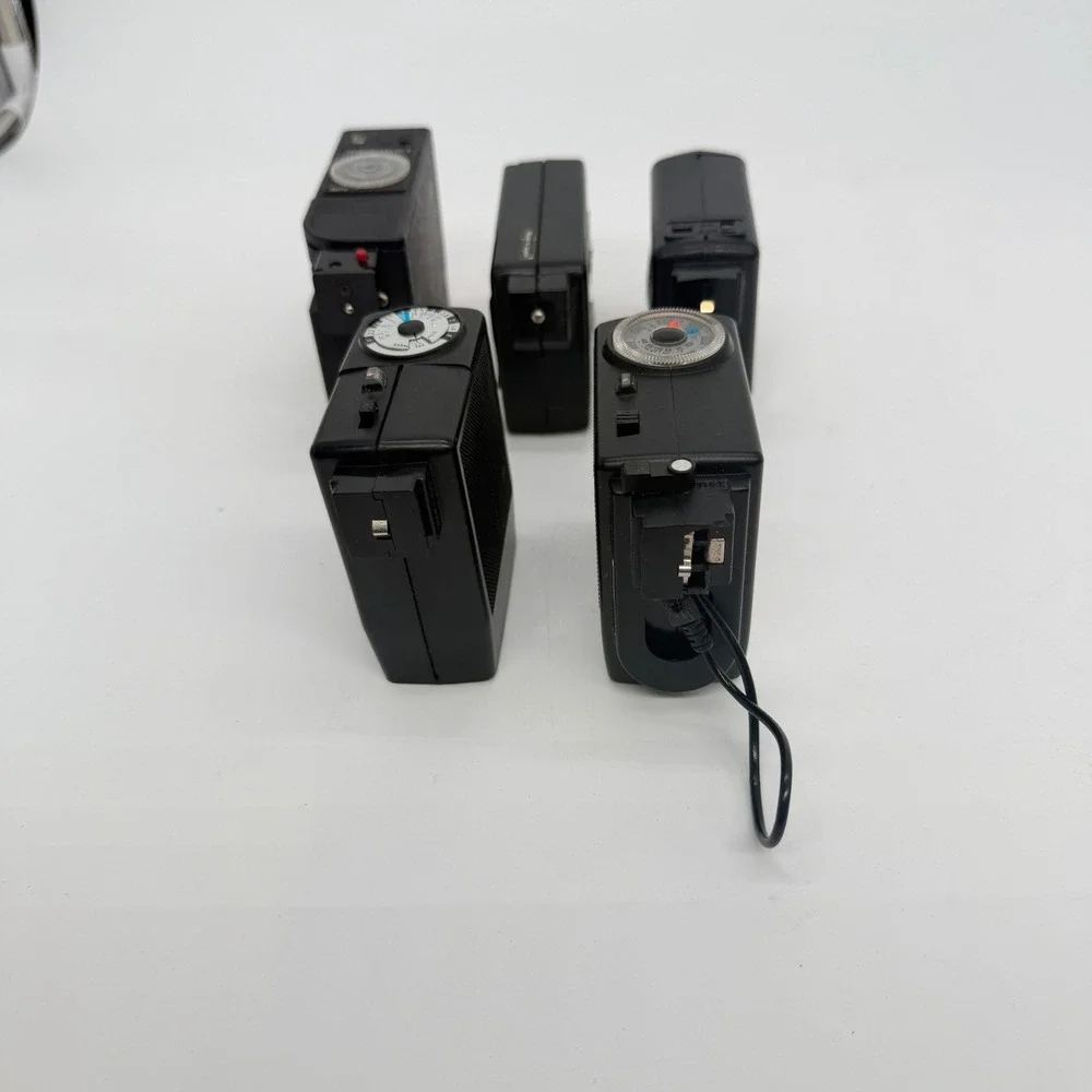 Vintage Camera Flash Lot Focal 400 Argus 9138 National PE-145 Vivitar Untested